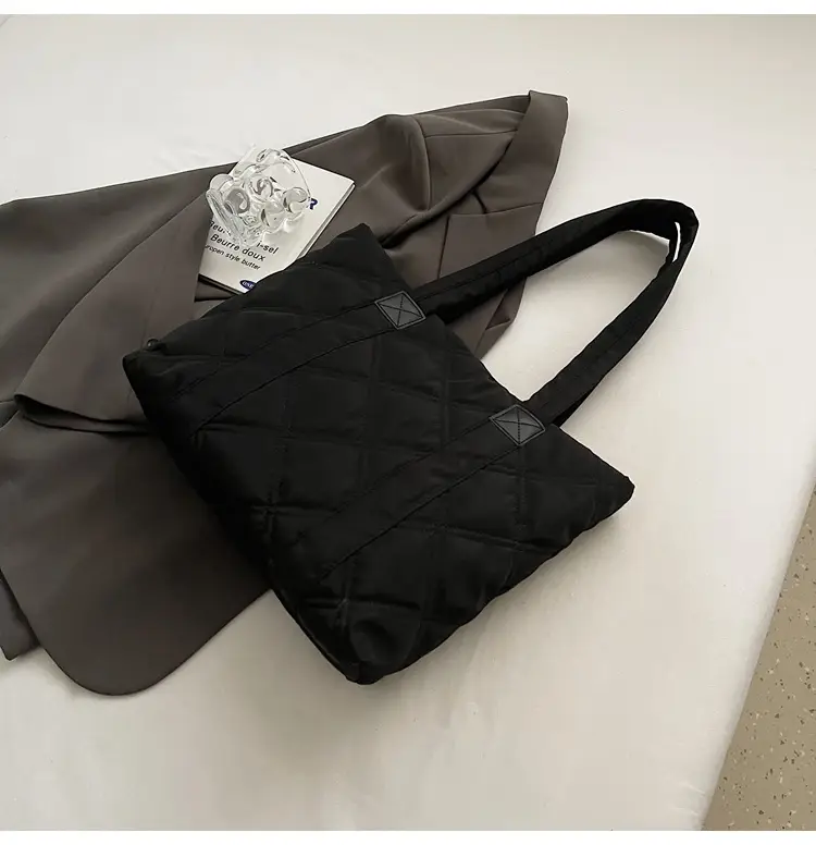 2025 Women's Quilted Nylon Tote Bag Large Capacity — feature 92
