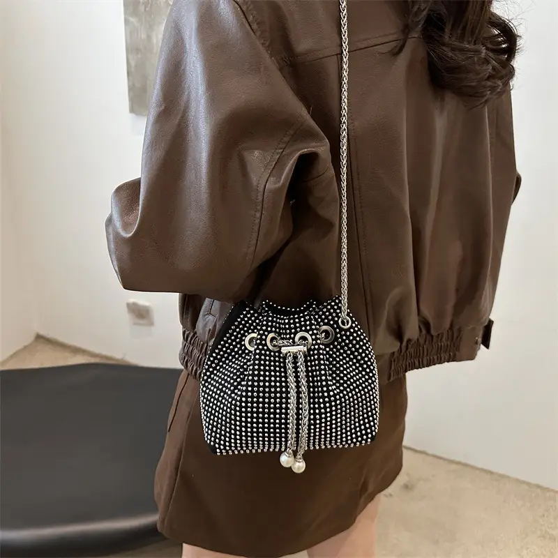 Full Diamond Chain Bucket Bag for Women Black