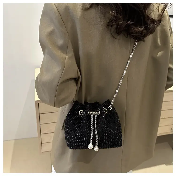 Full Diamond Chain Bucket Bag for Women Black — feature 14