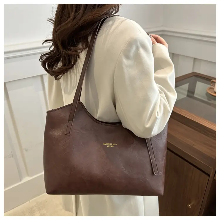 Brown Leather Tote Bag for Women Autumn Winter Commute — feature 11
