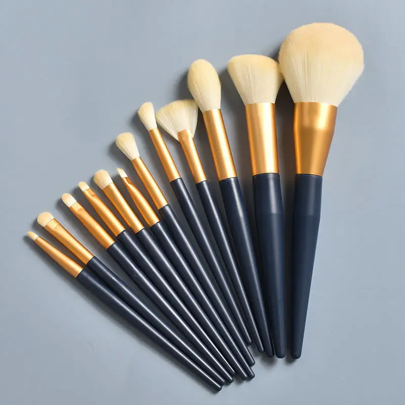 12-Piece Makeup Brush Set for Blush, Eyeliner, Concealer, Foundation, Contouring, Loose Powder - Image 6