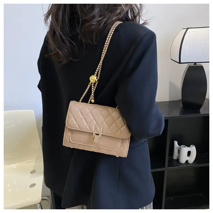 White Diamond Embroidery Crossbody Bag for Women — feature 17