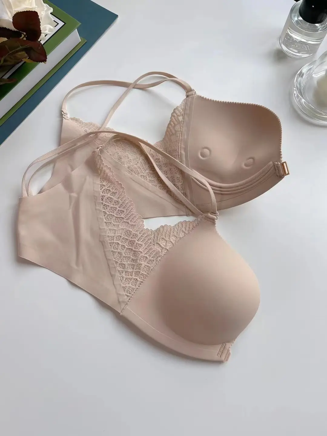 Japanese Front-Clasp Bra, Seamless Beauty Back, Wireless Bra, Minimizer for Large Busts, Seamless Women's Smooth Push-Up Bra — feature 33