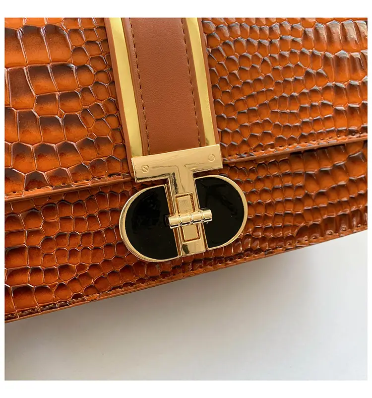 Red Croc Texture Women's Shoulder Bag with Chain — feature 14