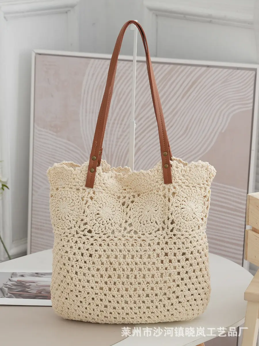 Women's Straw Woven Shoulder Bag Brown & White - Image 5