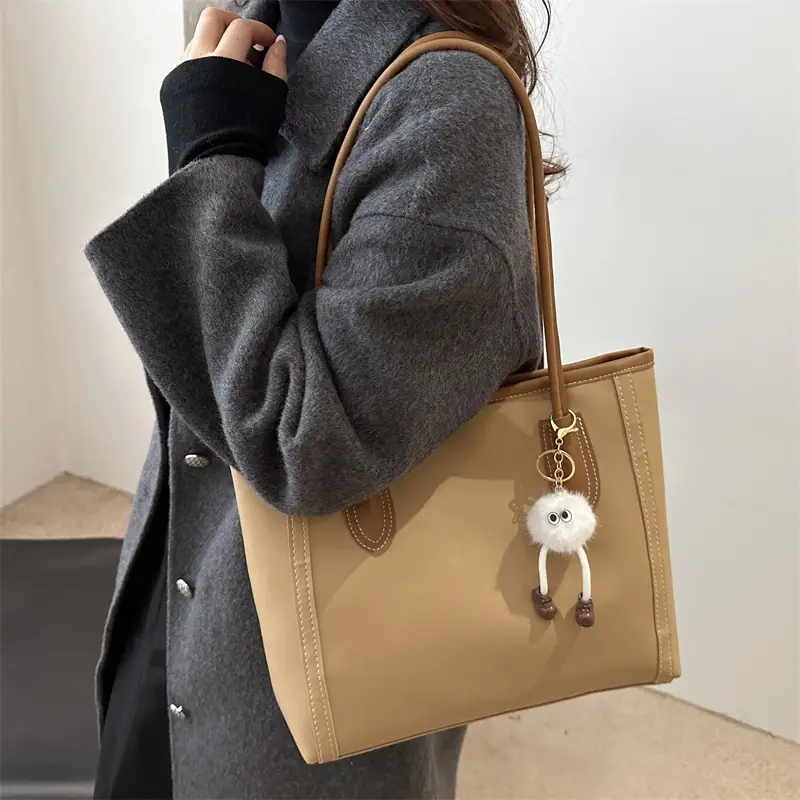 Women's Large Capacity Textured Tote Bag Cream Brown — feature 2