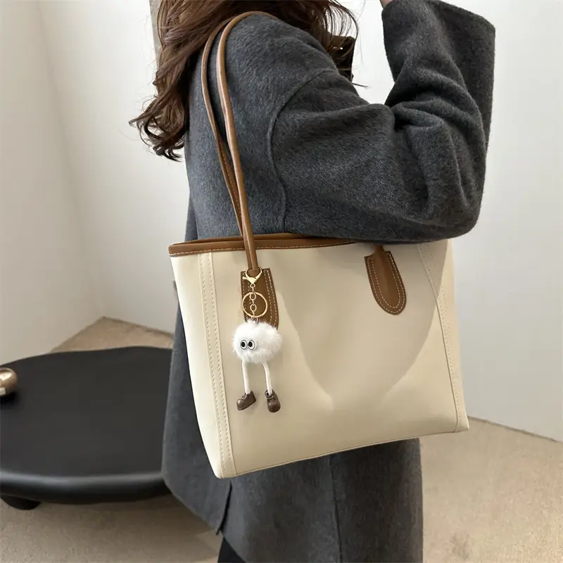 Women's Large Capacity Textured Tote Bag Cream Brown — feature 23