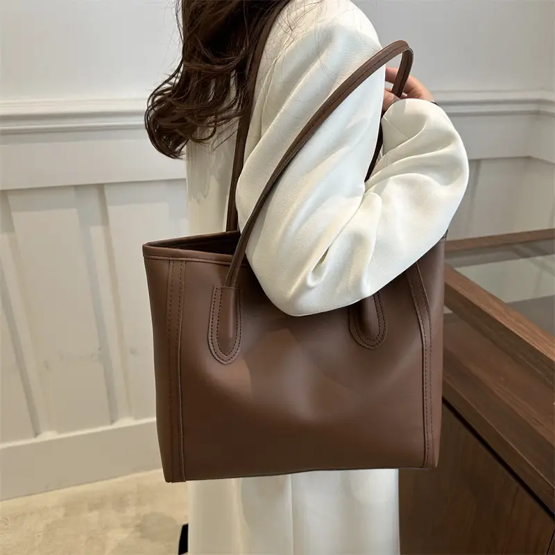 Women's Large Capacity Textured Tote Bag Cream Brown — feature 28