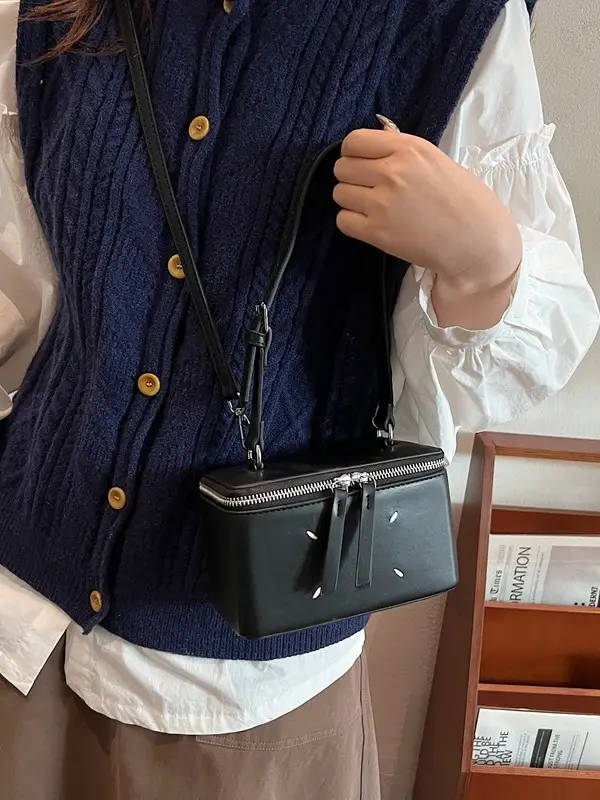 Red Square Crossbody Bag for Women 2024 - Image 8