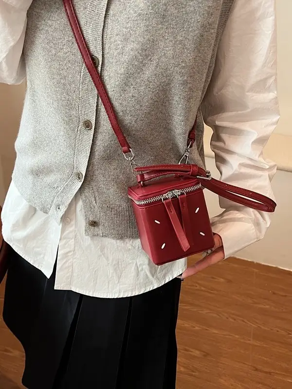 Red Square Crossbody Bag for Women 2024 - Image 10