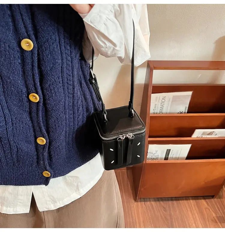 Red Square Crossbody Bag for Women 2024 — feature 40