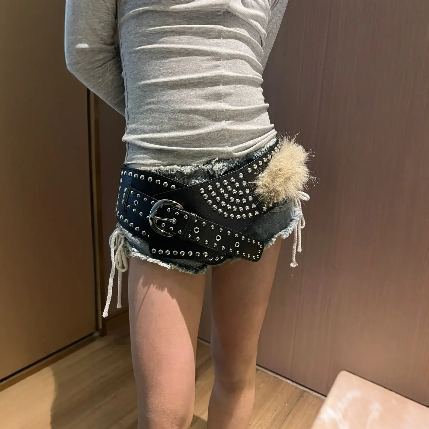 Punk Mao Mao Belt with Rivet & Fur Trim - Image 10