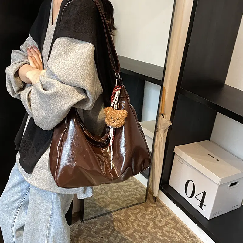 Black Vintage Fashion Shoulder Bag for Women 2024