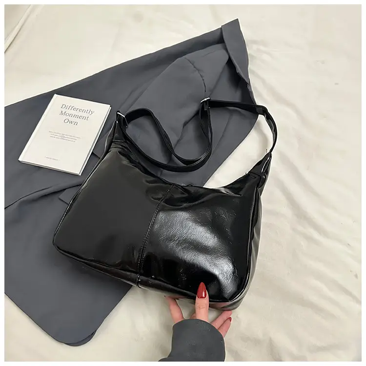 Black Vintage Fashion Shoulder Bag for Women 2024 — feature 42