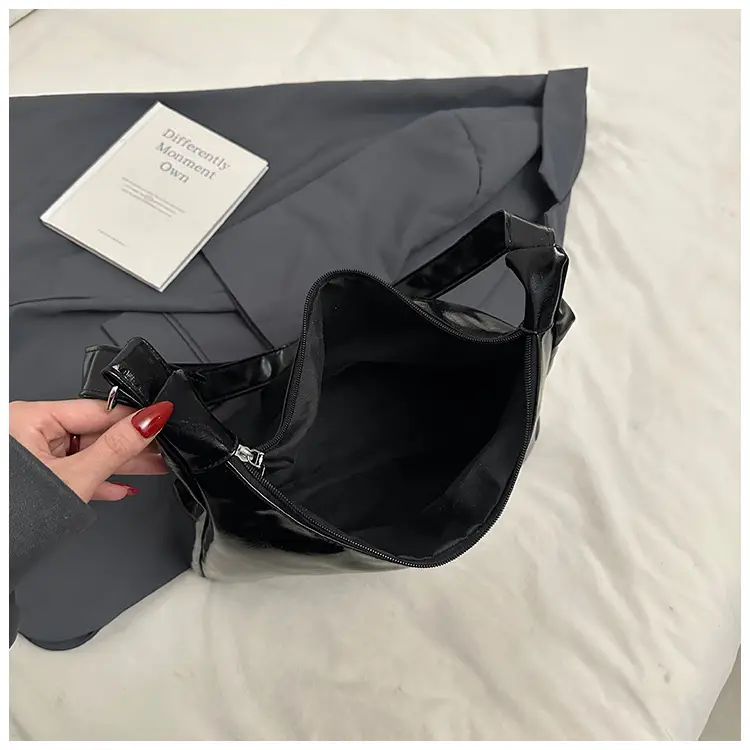 Black Vintage Fashion Shoulder Bag for Women 2024 — feature 44