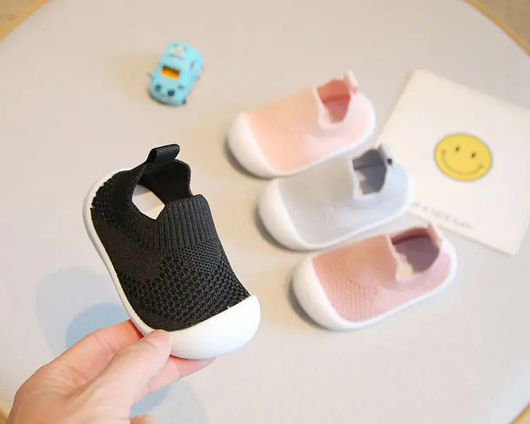 Baby Slip-On Shoes Soft Non-Slip Mesh — feature 3
