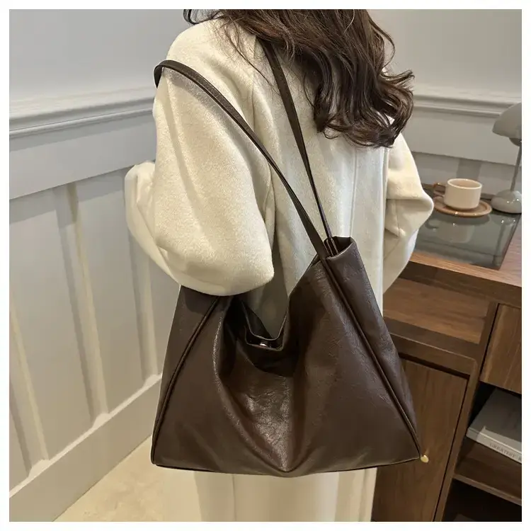Women's 2024 Winter Retro Tote Bags Brown Black Brown — feature 10