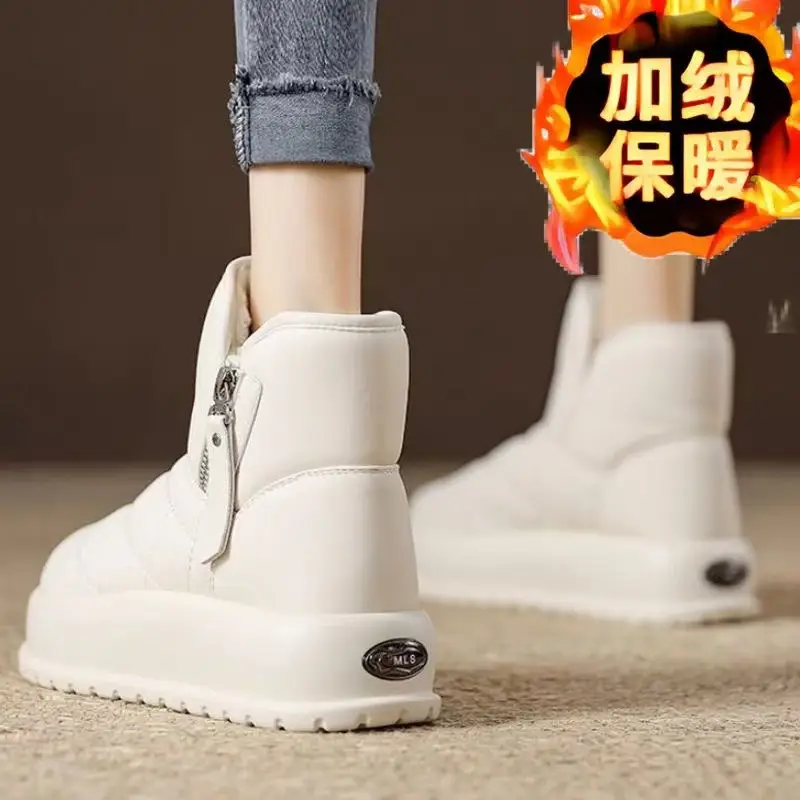 Women's White Fleece-Lined Snow Boots 2024 - Image 6