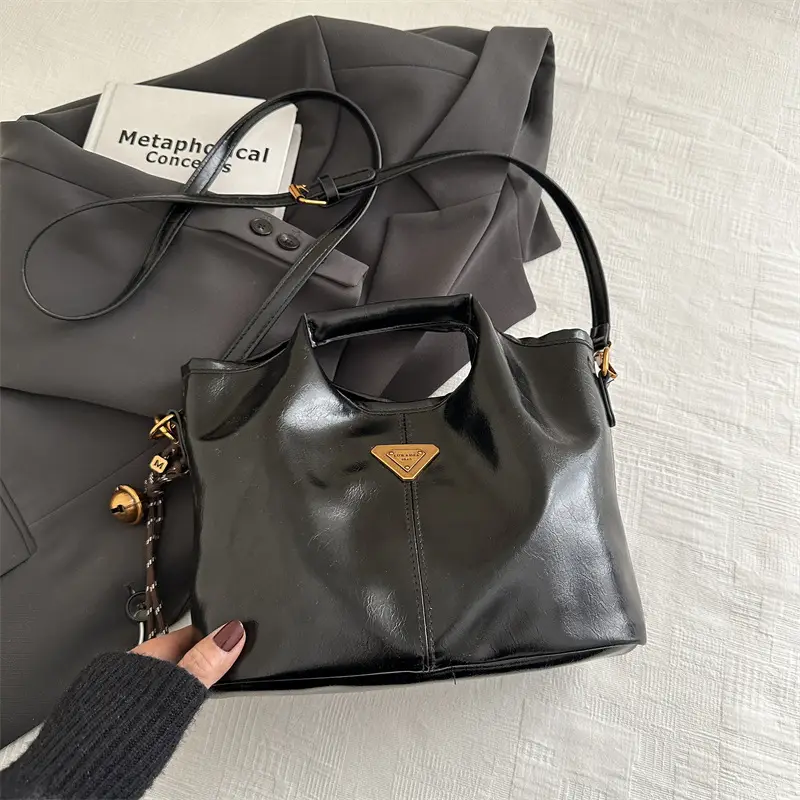 Women's Red Leather Bucket Bag 2024 Winter New