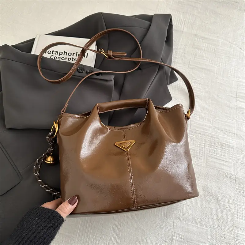 Women's Red Leather Bucket Bag 2024 Winter New