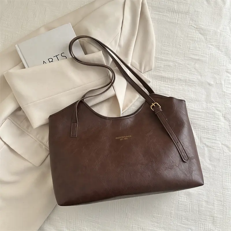 Women's Large Capacity Retro Underarm Bag 2024 - Image 4