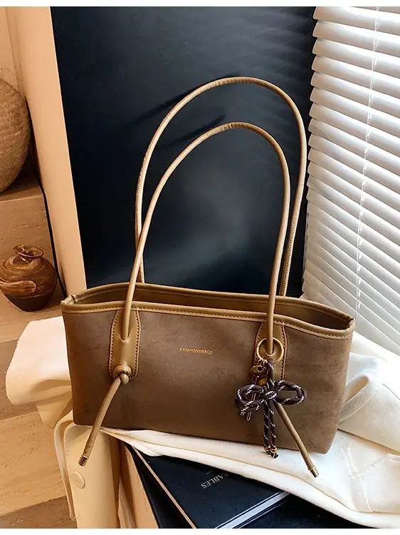 Black Crossbody Tote Bag for Women 2024 Winter Commute - Image 7