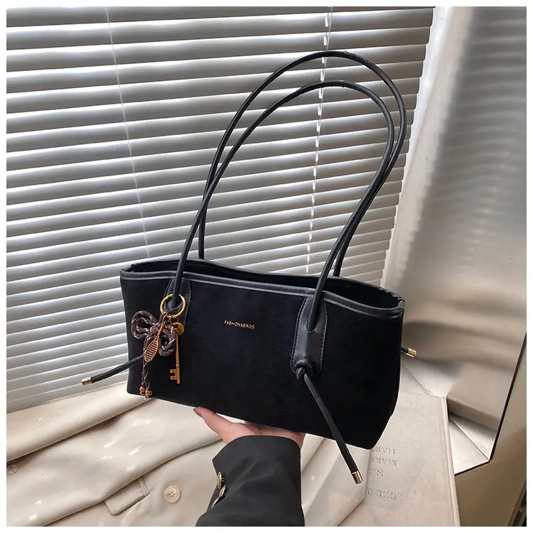 Black Crossbody Tote Bag for Women 2024 Winter Commute — feature 11