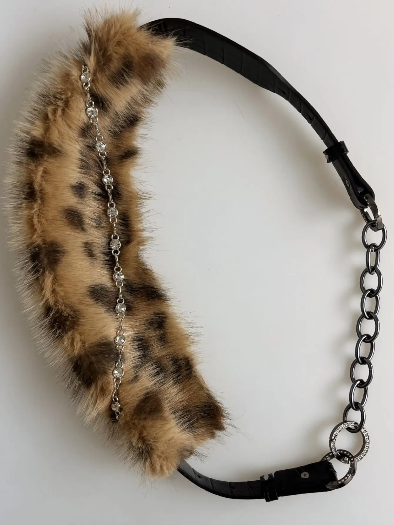 White Faux Fur Belted Waist Belt with Metal Buckle — feature 15