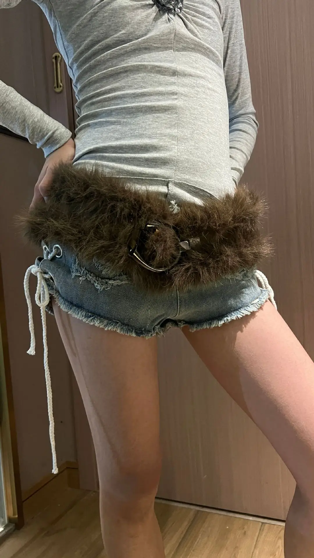 White Faux Fur Belted Waist Belt with Metal Buckle — feature 3