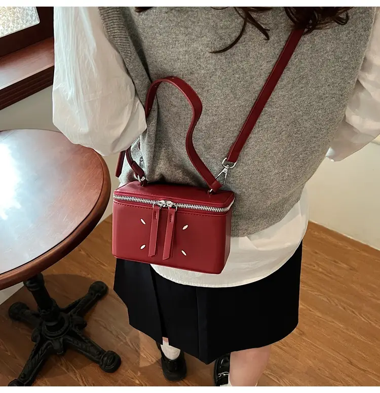 Women's Match Square Box Bags Red 2025 — feature 27