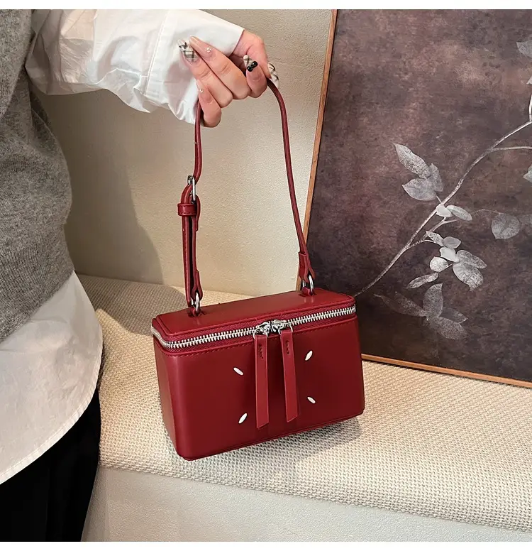 Women's Match Square Box Bags Red 2025 — feature 28
