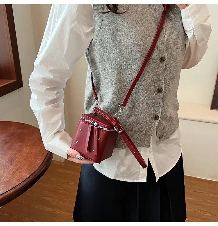 Women's Match Square Box Bags Red 2025 — feature 31