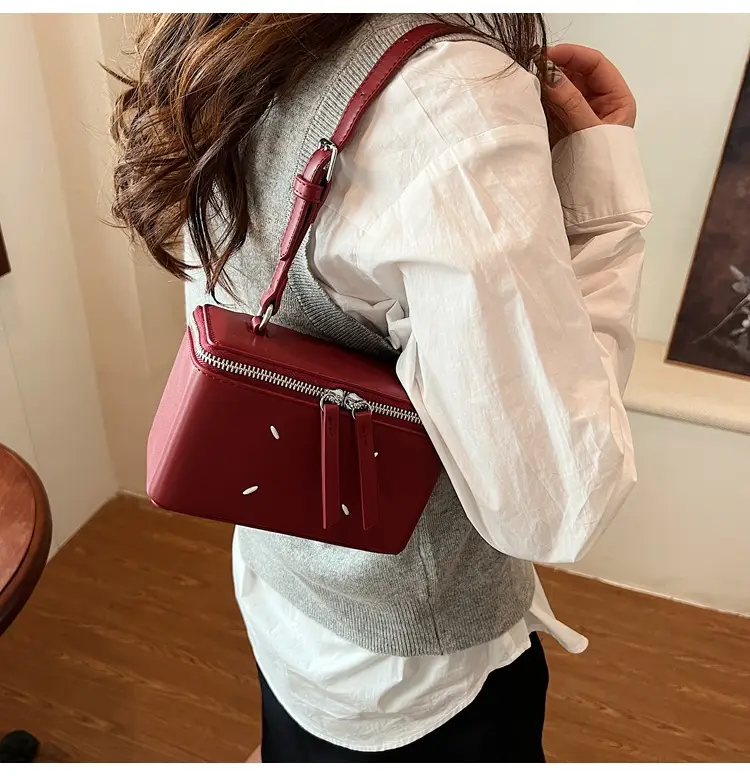 Women's Match Square Box Bags Red 2025 — feature 33