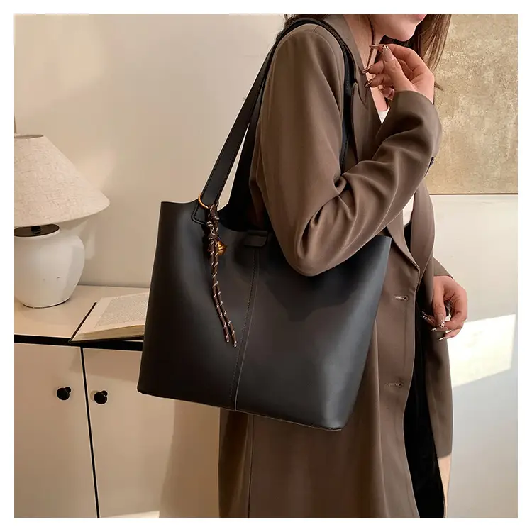 2024 Women's Large Capacity Brown Tote Bag with Crossbody Strap — feature 11
