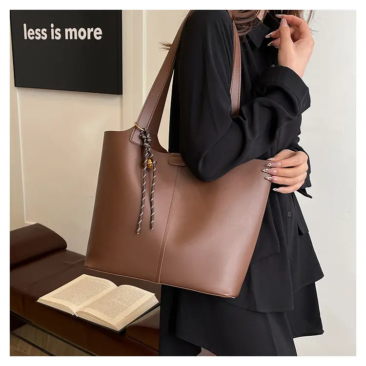 2024 Women's Large Capacity Brown Tote Bag with Crossbody Strap — feature 8