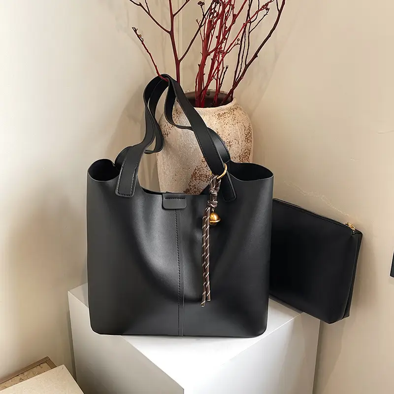 2024 Women's Large Capacity Brown Tote Bag with Crossbody Strap - Image 3