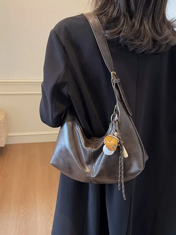 Women's Retro Brown Leather Shoulder Bag 2024 - Image 8