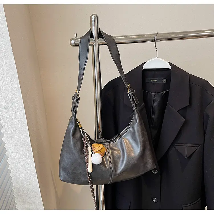 Women's Retro Brown Leather Shoulder Bag 2024 — feature 26