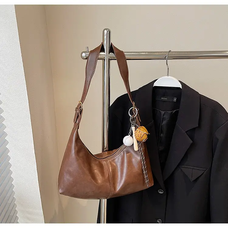 Women's Retro Brown Leather Shoulder Bag 2024 — feature 32