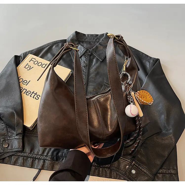 Women's Retro Brown Leather Shoulder Bag 2024 — feature 38