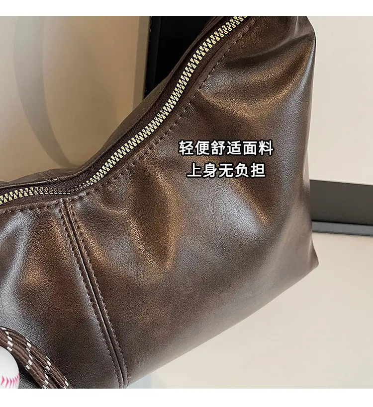 Women's Retro Brown Leather Shoulder Bag 2024 — feature 4
