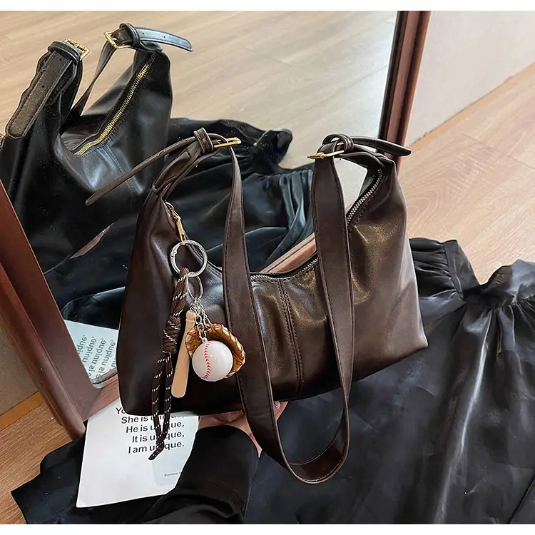 Women's Retro Brown Leather Shoulder Bag 2024 — feature 40