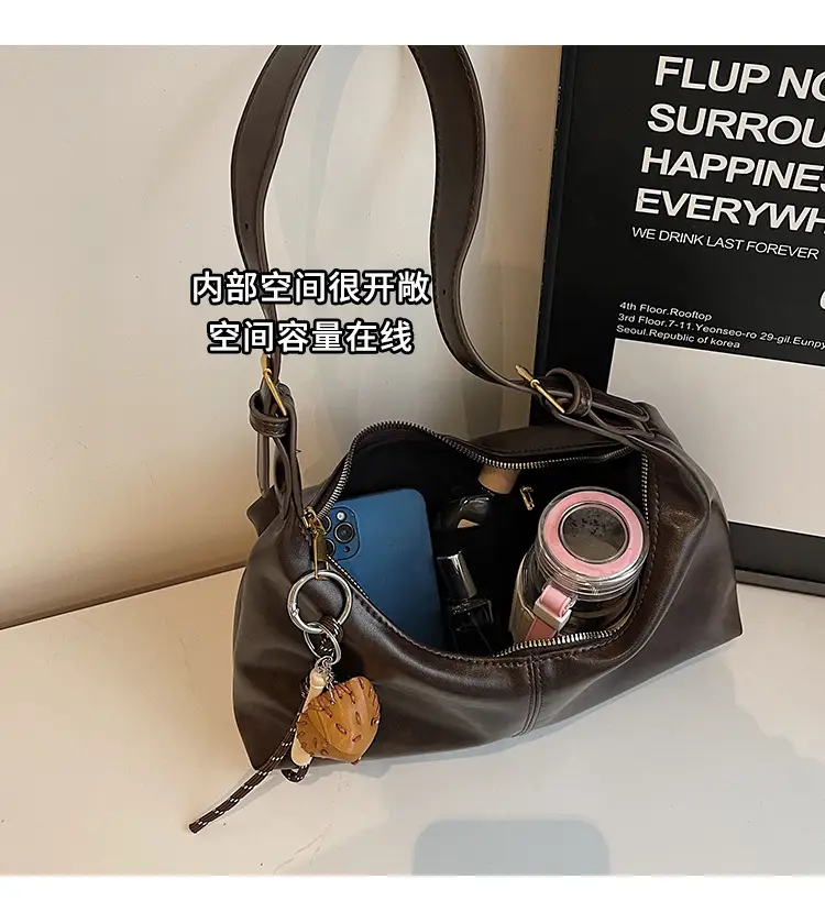 Women's Retro Brown Leather Shoulder Bag 2024 — feature 7