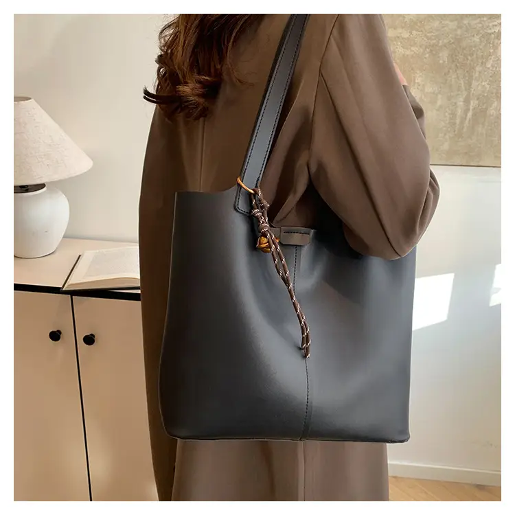 Black Leather Tote Bag with Pendant for Women — feature 13