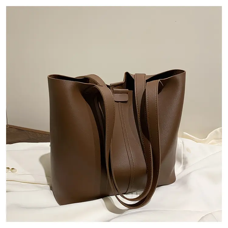 Black Leather Tote Bag with Pendant for Women — feature 18