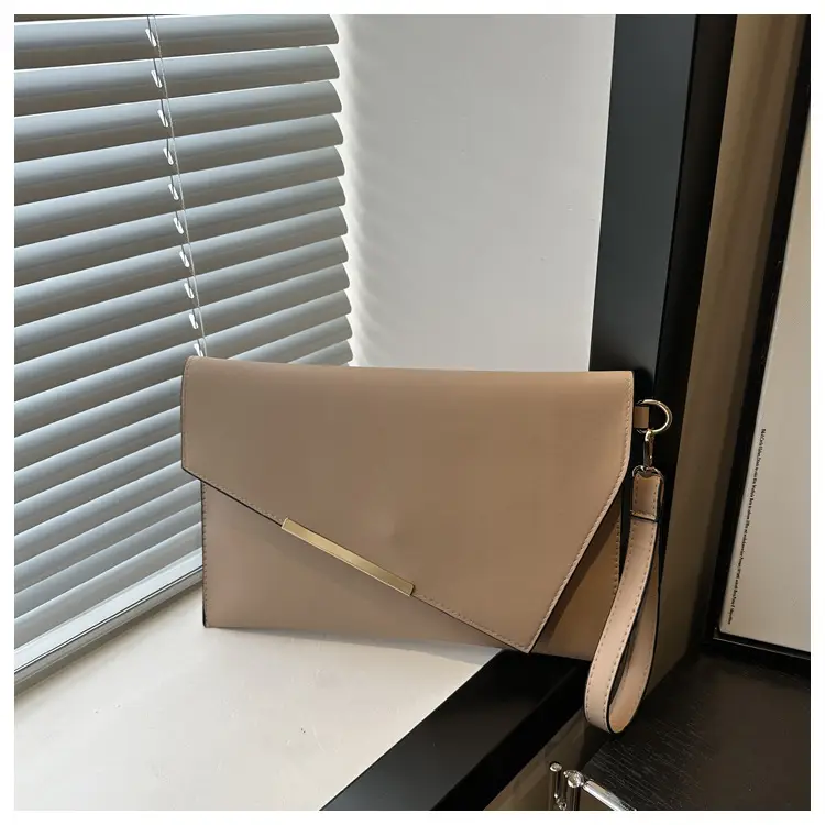 Winter Women's Crossbody Bag 2024 New Trendy Beige β feature 14