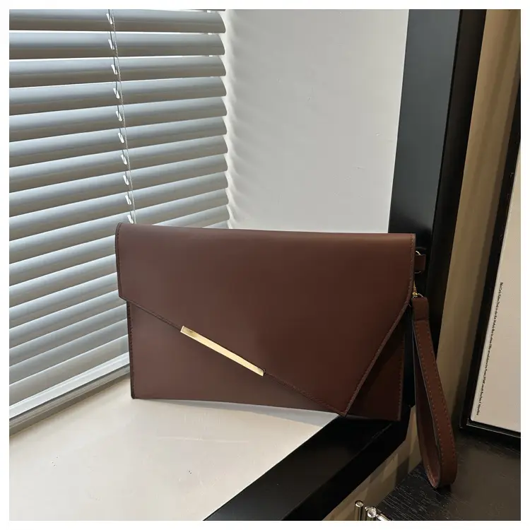 Winter Women's Crossbody Bag 2024 New Trendy Beige β feature 19