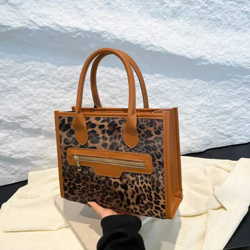Leopard Print Women's Tote Bag Winter 2024 - Image 8