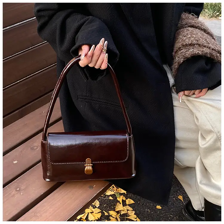 Brown Leather Crossbody Bag for Women 2024 — feature 15