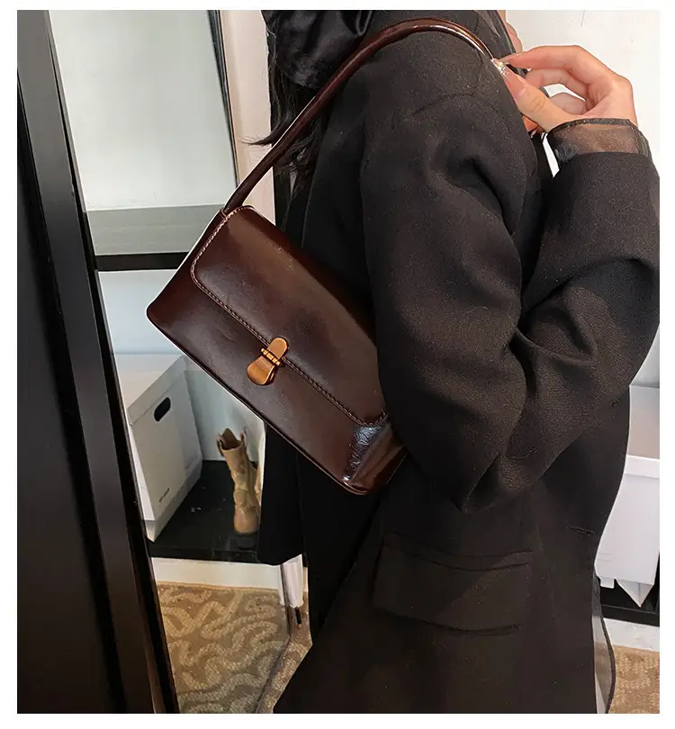 Brown Leather Crossbody Bag for Women 2024 — feature 2